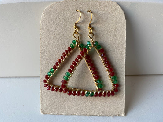.SUMAK Earrings Triangle in Red & Green